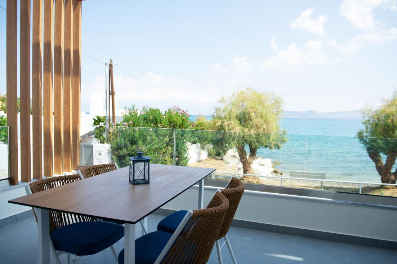 La Mer Bleue Beachfront Boutique Apartments Vrachati Exterior photo